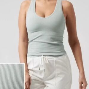 Athleta Aurora Seamless V Neck Ribbed Tank Top Womens Small Seafoam